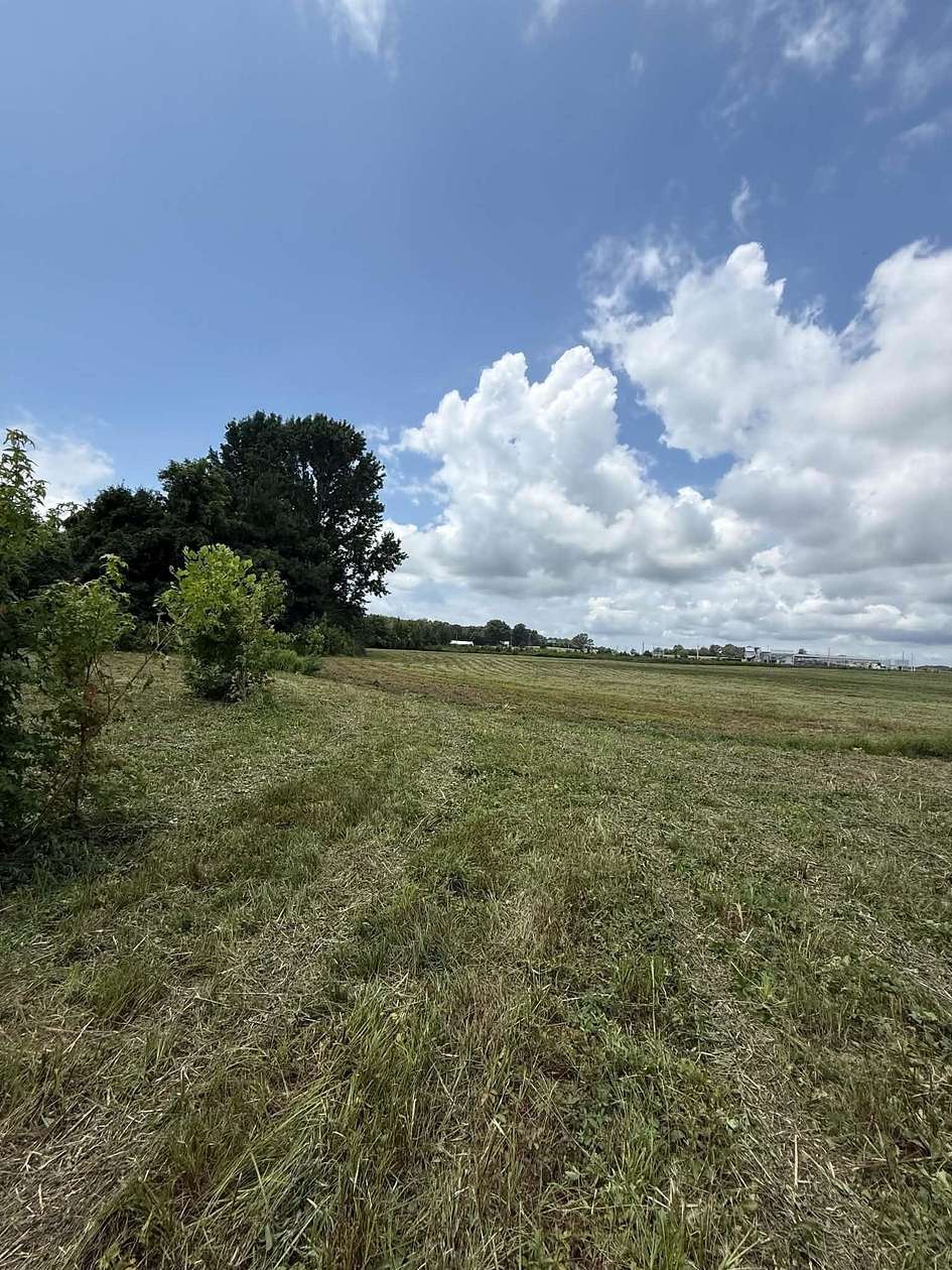 9.22 Acres of Commercial Land for Sale in Rogersville, Alabama