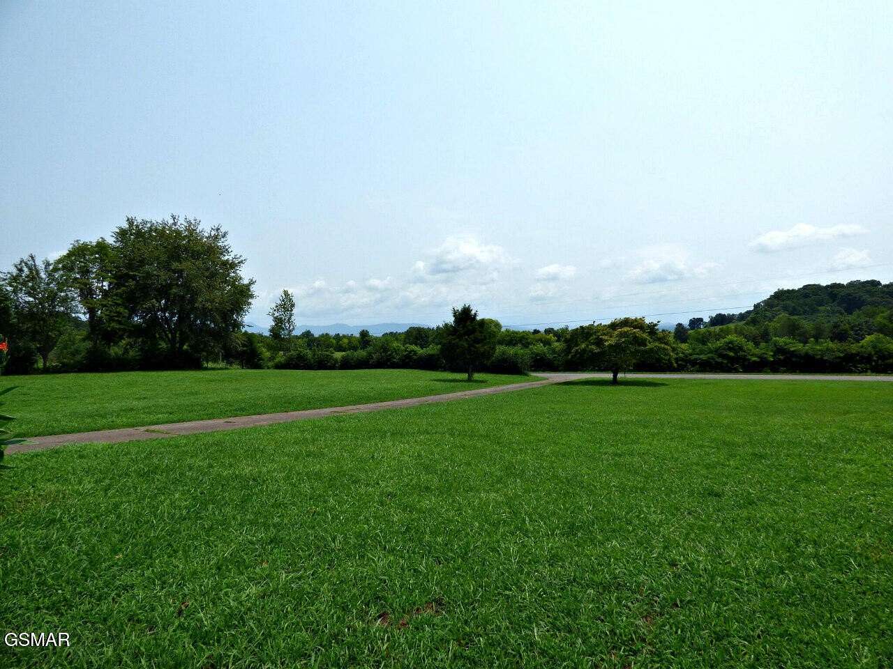 6 Acres of Residential Land for Sale in Dandridge, Tennessee