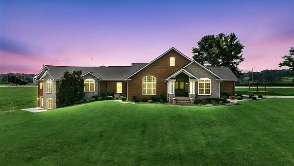 16 Acres of Recreational Land with Home for Sale in Glasgow, Kentucky