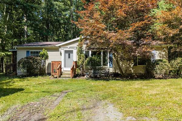 4.5 Acres of Land with Home for Sale in Barryville, New York
