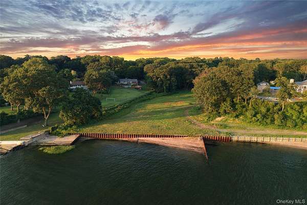 13 Acres of Land for Sale in Sands Point, New York