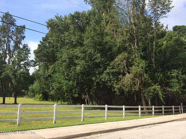 1.7 Acres of Residential Land for Sale in Jacksonville, Florida