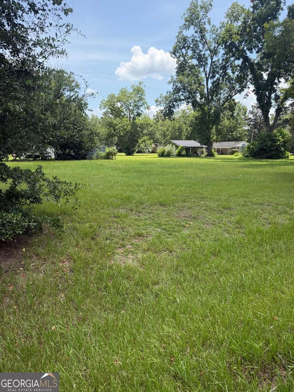 0.4 Acres of Residential Land for Sale in Adel, Georgia