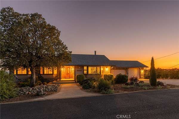 14.9 Acres of Land with Home for Sale in Paradise, California