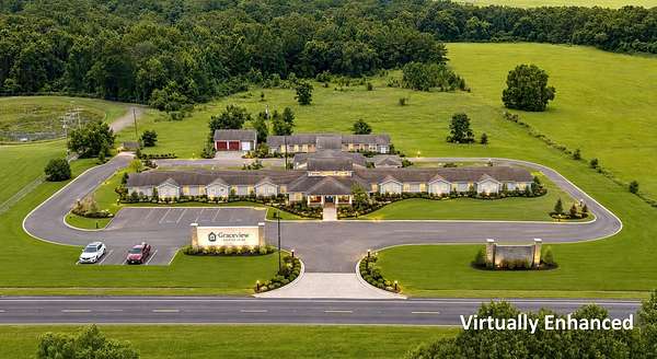 13 Acres of Mixed-Use Land for Sale in Quincy, Florida
