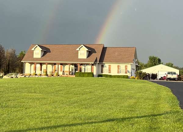 5.12 Acres of Land with Home for Sale in Bell Buckle, Tennessee
