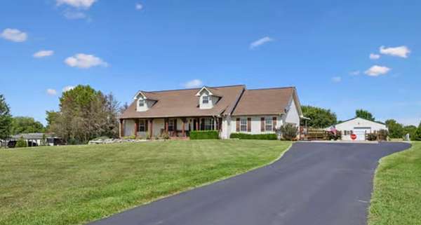 5.12 Acres of Land with Home for Sale in Bell Buckle, Tennessee