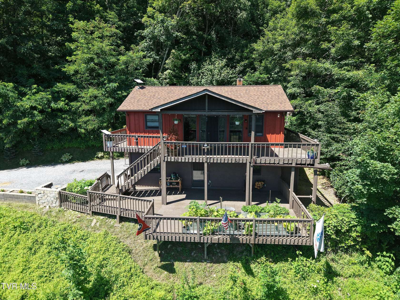 3.45 Acres of Land with Home for Sale in Roan Mountain, Tennessee