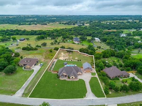 1.7 Acres of Land with Home for Sale in Weatherford, Texas