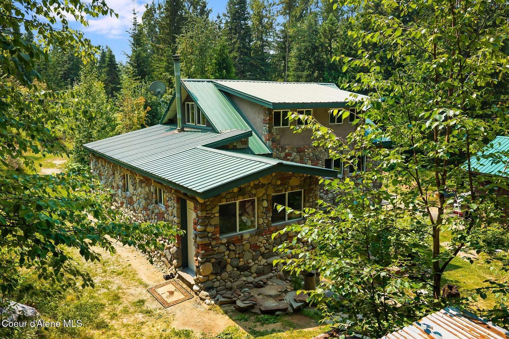 10 Acres of Recreational Land with Home for Sale in Sandpoint, Idaho