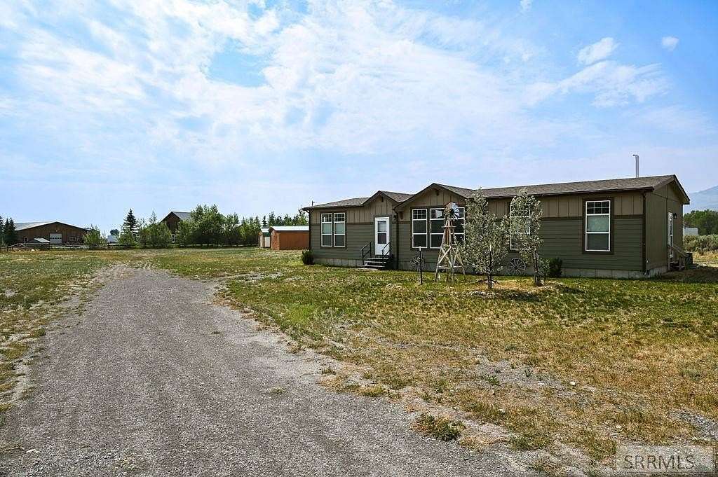 2 Acres of Land with Home for Sale in Mackay, Idaho