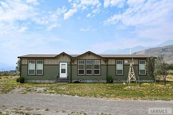 2 Acres of Land with Home for Sale in Mackay, Idaho