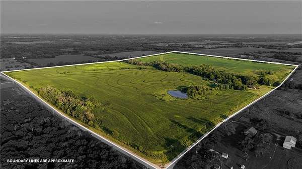 112 Acres of Agricultural Land with Home for Sale in Pattonsburg, Missouri