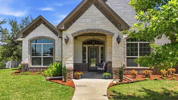1.52 Acres of Land with Home for Sale in Glen Rose, Texas