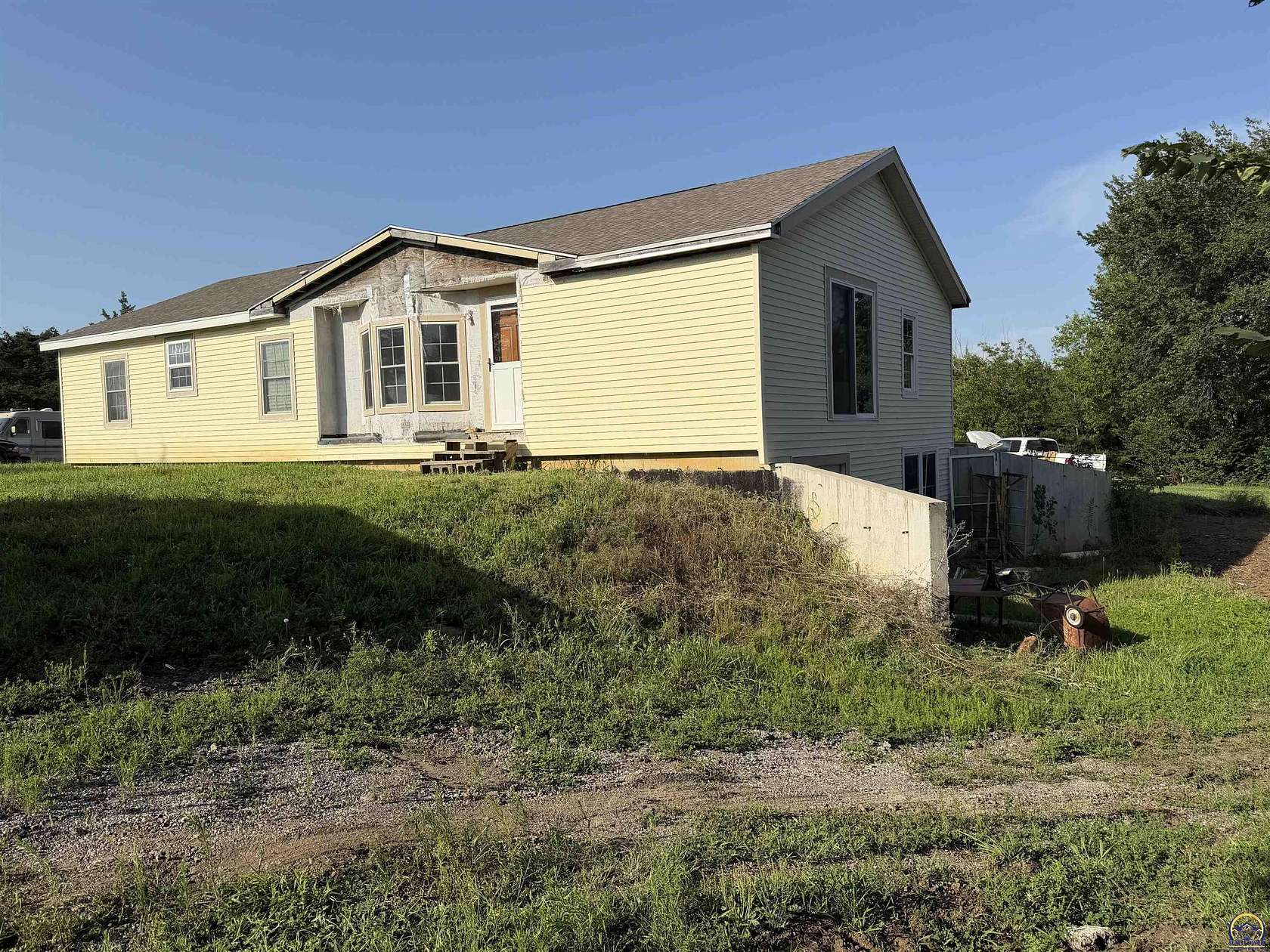 9.16 Acres of Land with Home for Sale in Meriden, Kansas
