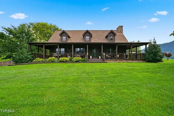 24 Acres of Agricultural Land with Home for Sale in Big Stone Gap, Virginia
