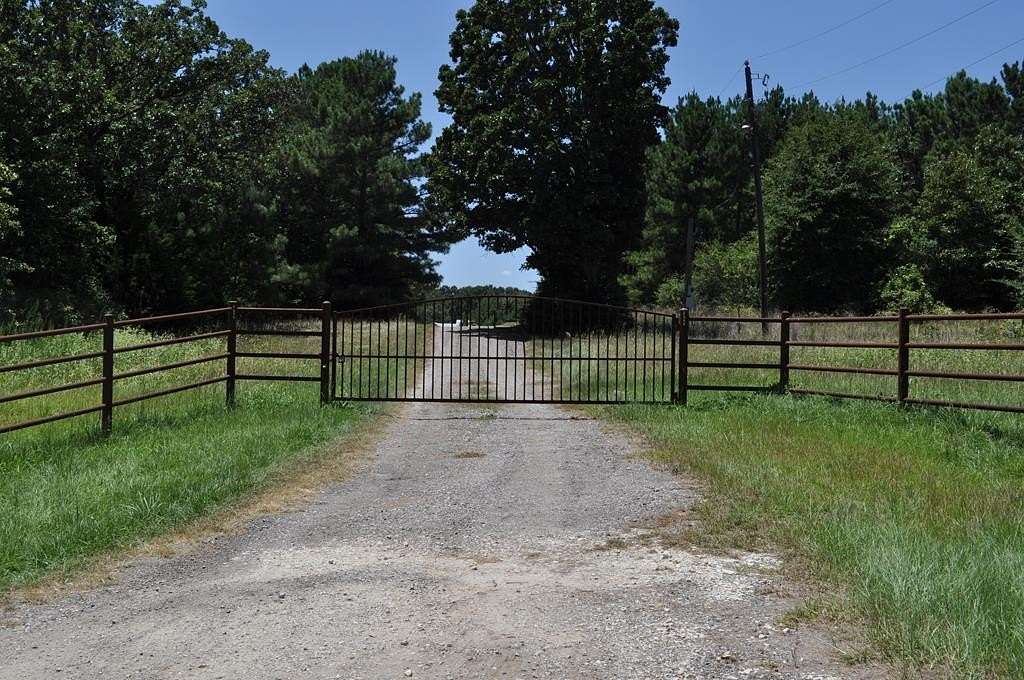 62.2 Acres of Land with Home for Sale in Palestine, Texas