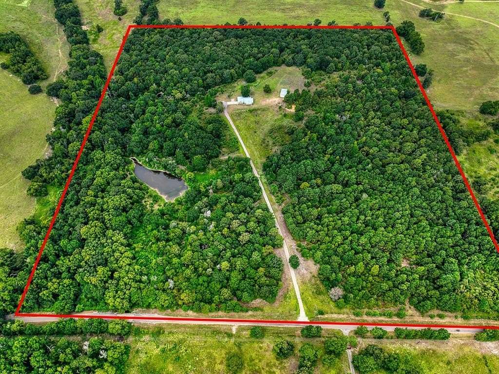 62.2 Acres of Land with Home for Sale in Palestine, Texas
