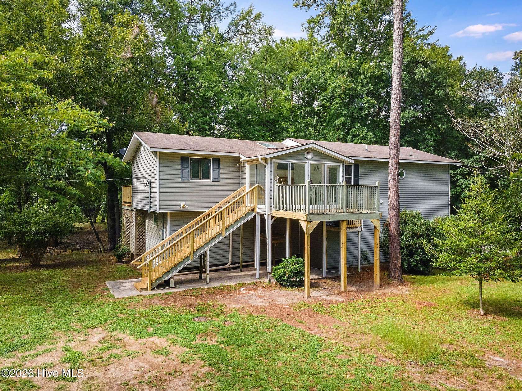 4.8 Acres of Land with Home for Sale in Burgaw, North Carolina