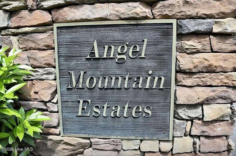 1 Acre of Residential Land for Sale in Murphy, North Carolina
