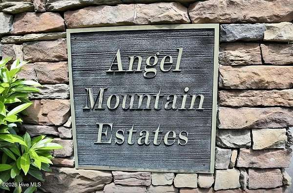 1 Acre of Residential Land for Sale in Murphy, North Carolina