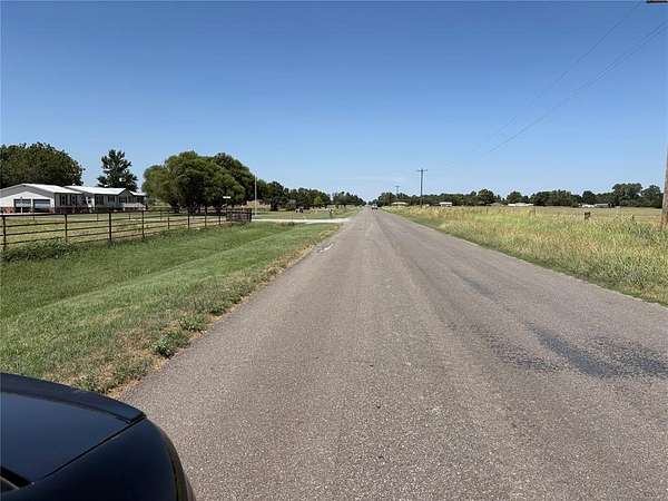 5 Acres of Agricultural Land for Sale in Kingfisher, Oklahoma
