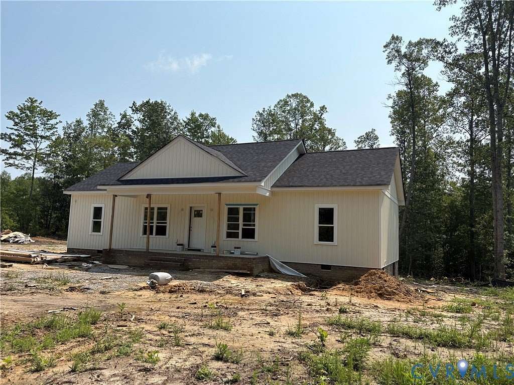 5 Acres of Land with Home for Sale in Spring Grove, Virginia
