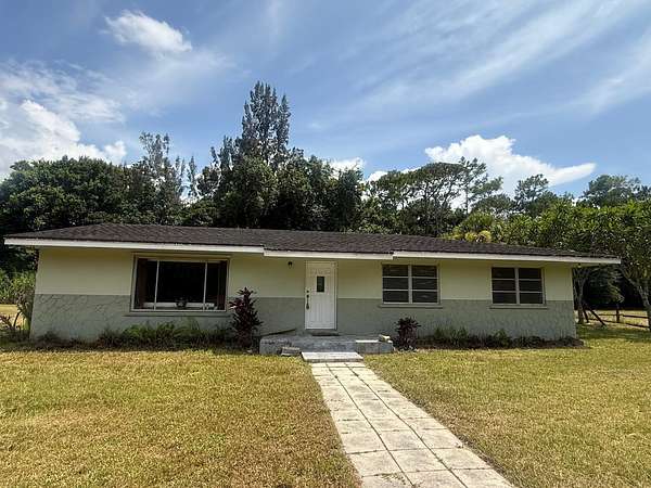 1.73 Acres of Land with Home for Lease in Loxahatchee Groves, Florida
