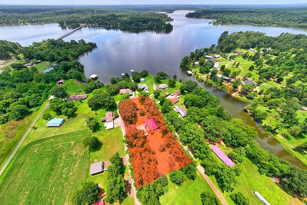 1.5 Acres of Land with Home for Sale in Hemphill, Texas