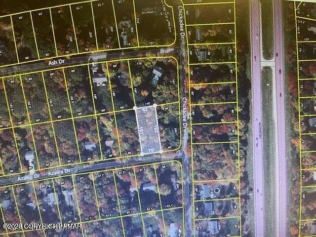 0.37 Acres of Residential Land for Sale in Pocono Summit, Pennsylvania
