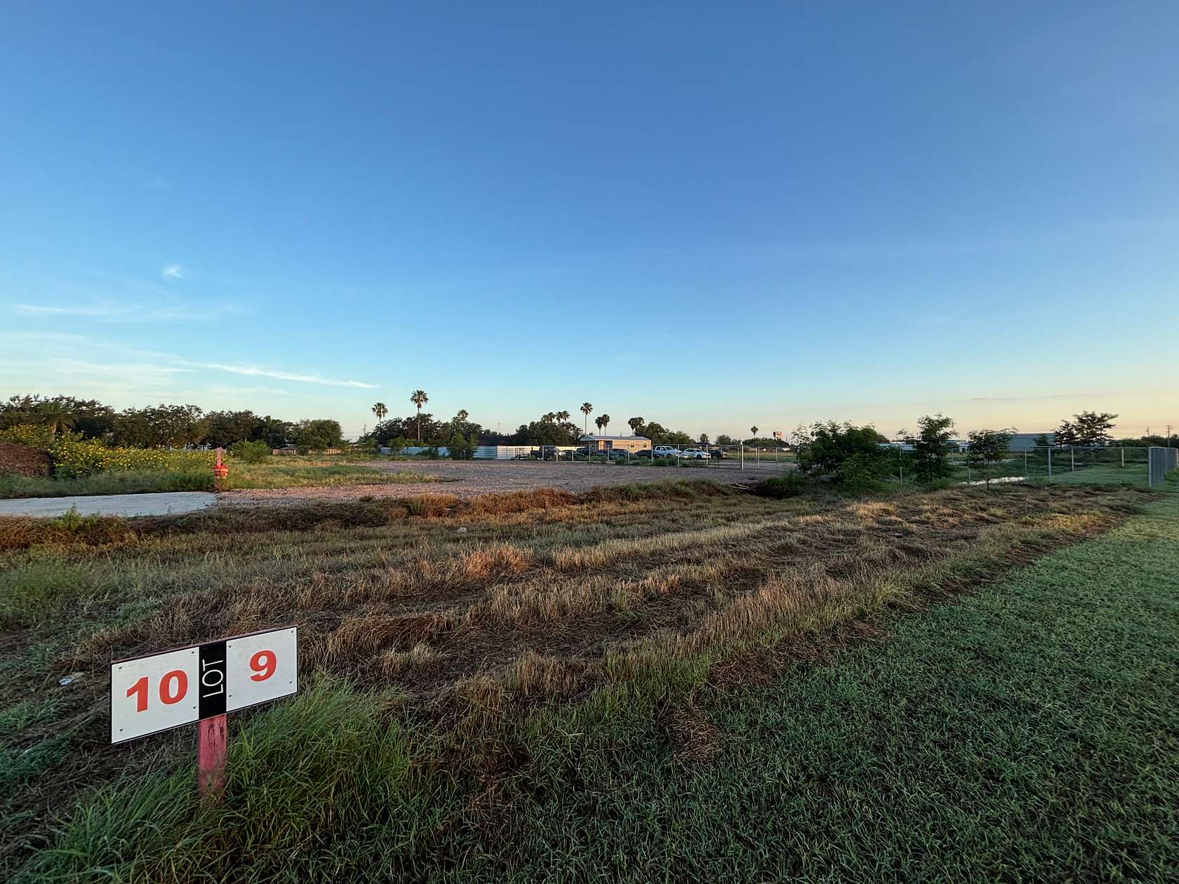 1 Acre of Commercial Land for Lease in Edinburg, Texas