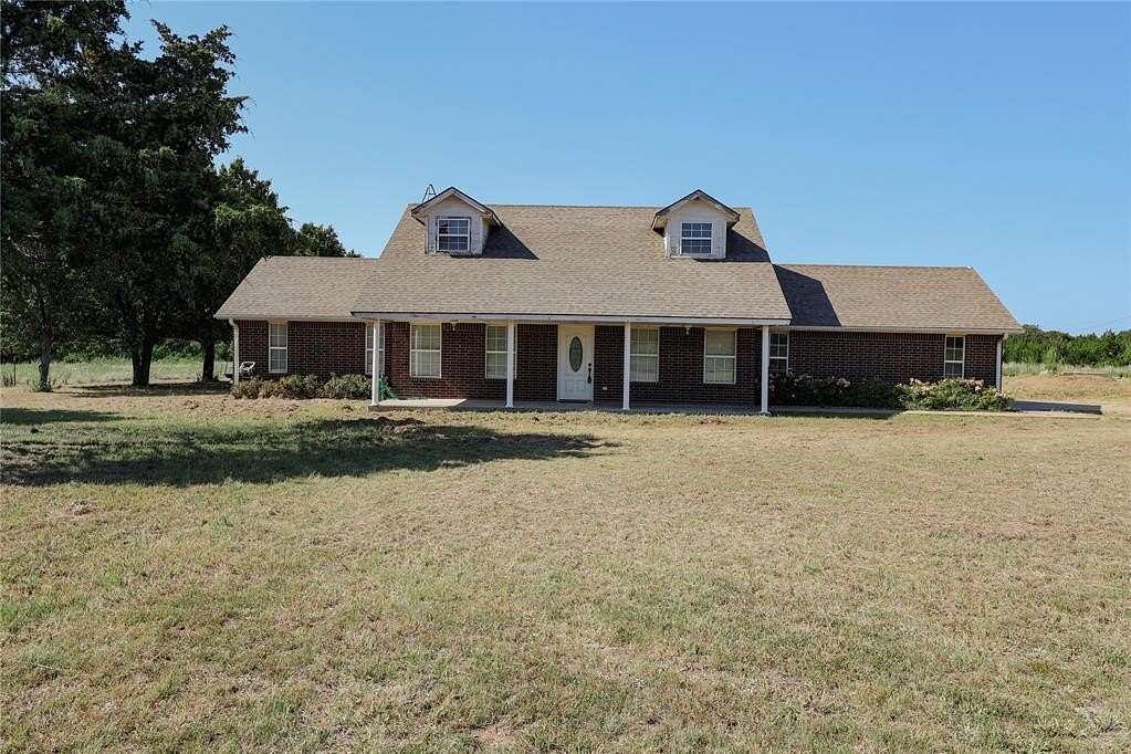 7.12 Acres of Land with Home for Sale in Chandler, Oklahoma