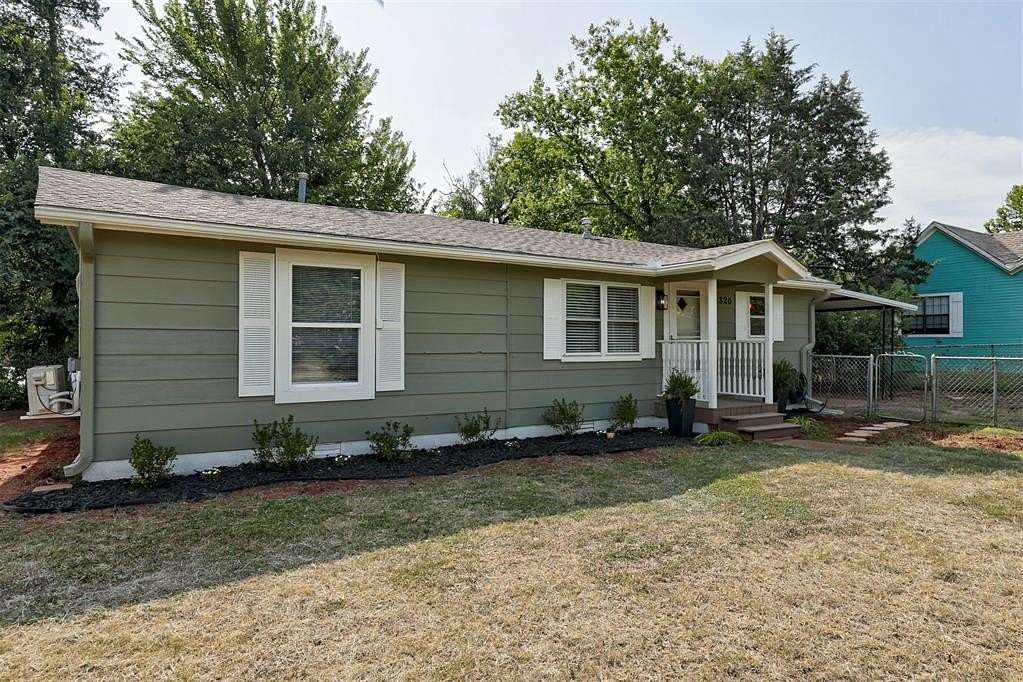 1.5 Acres of Land with Home for Sale in Guthrie, Oklahoma