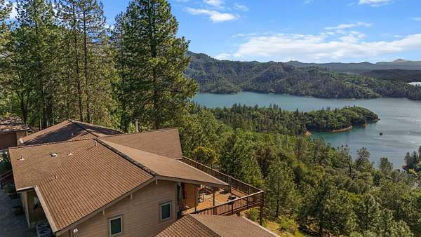 7.38 Acres of Land with Home for Sale in Lakehead, California