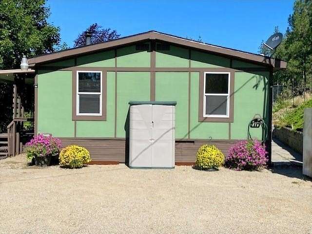 2.28 Acres of Land with Home for Sale in Nine Mile Falls, Washington