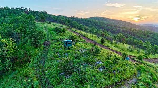 142 Acres of Land for Sale in Tuskahoma, Oklahoma
