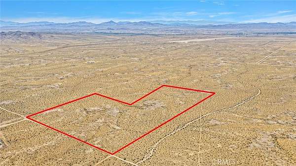 30 Acres of Recreational & Residential Land for Sale in Helendale, California