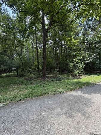 2.85 Acres of Land for Sale in St. Francisville, Louisiana