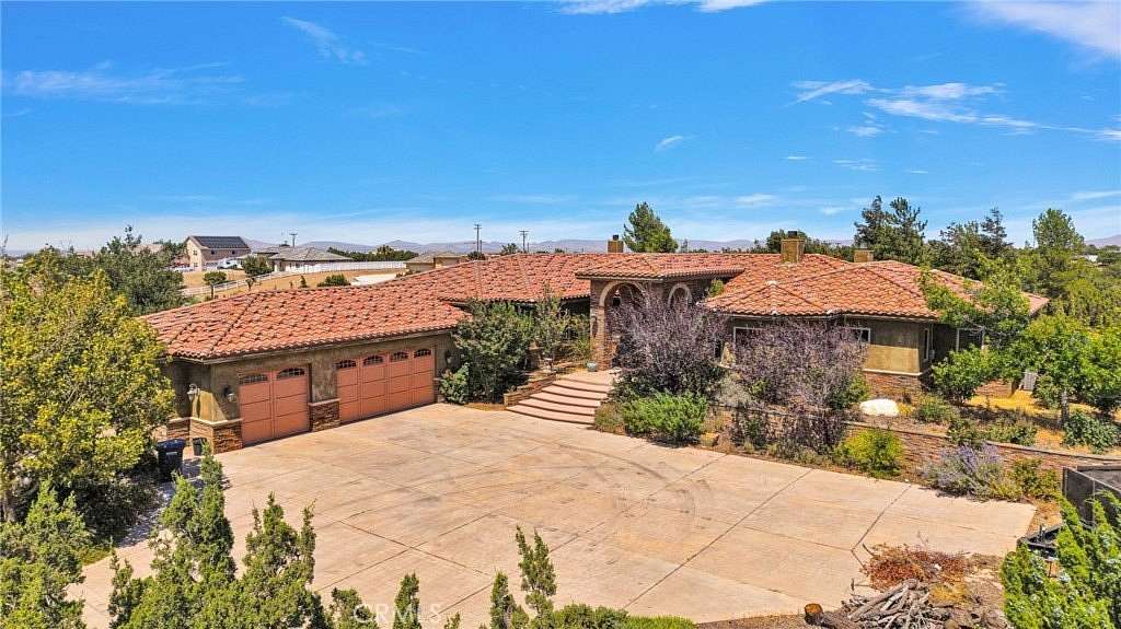 2.26 Acres of Land with Home for Sale in Oak Hills, California