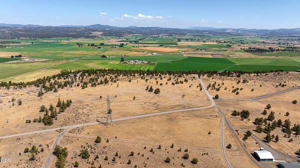 30 Acres of Land for Sale in Prineville, Oregon