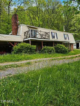 4.32 Acres of Land with Home for Sale in Kingsport, Tennessee