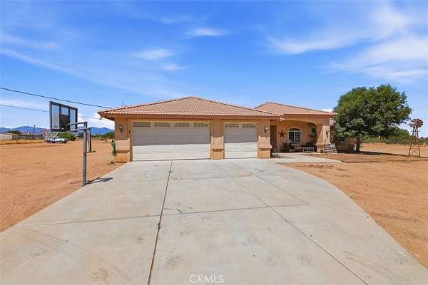 2.5 Acres of Land with Home for Sale in Hesperia, California