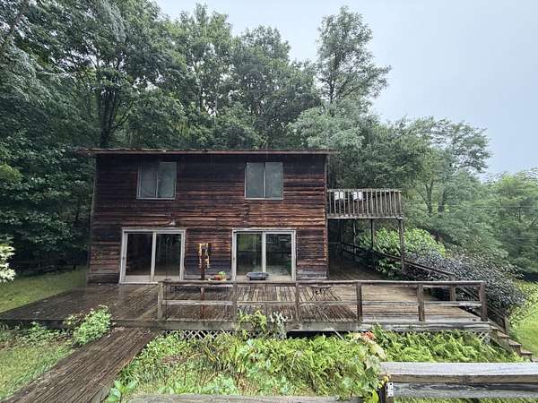20 Acres of Recreational Land with Home for Sale in Waiteville, West Virginia