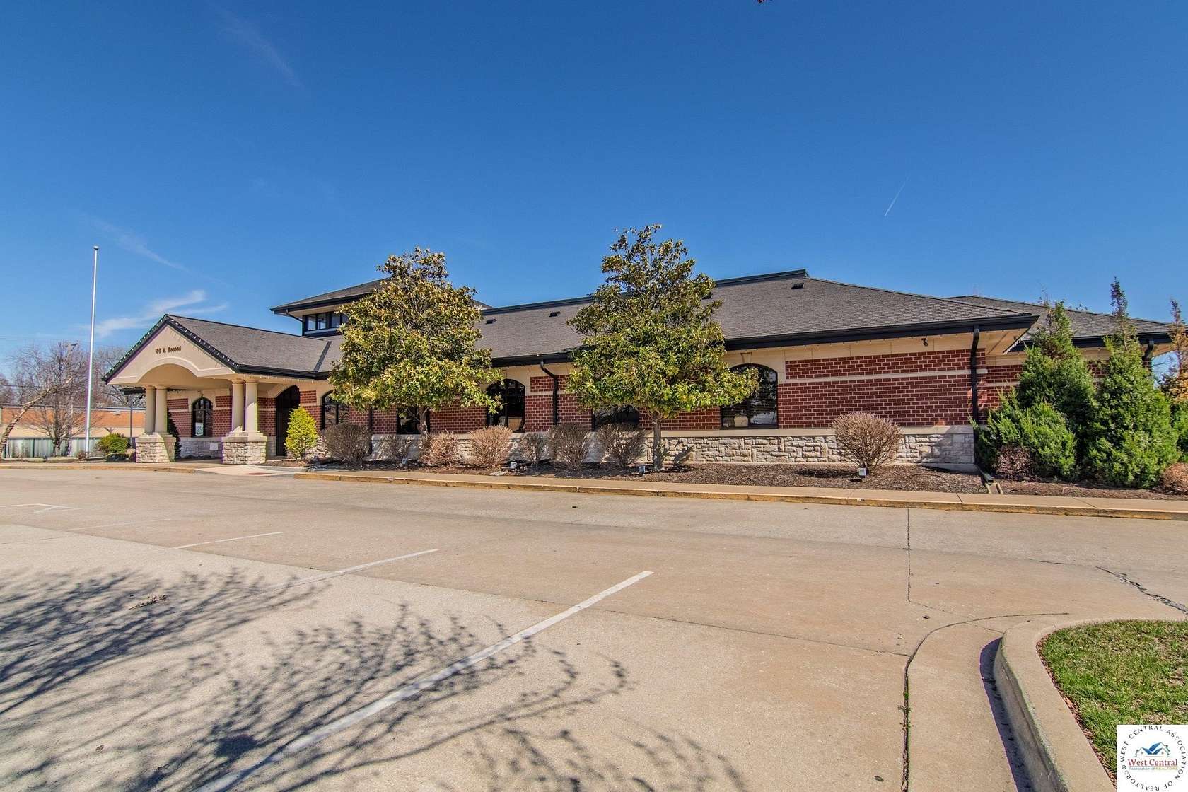 2.4 Acres of Improved Commercial Land for Sale in Clinton, Missouri