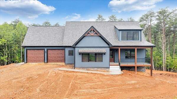 1.55 Acres of Land with Home for Sale in Moneta, Virginia