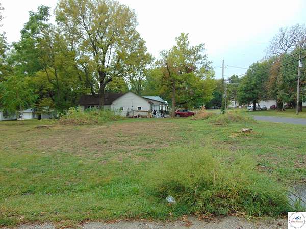 Land for Sale in Clinton, Missouri