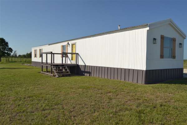 1.84 Acres of Land with Home for Sale in Corsicana, Texas