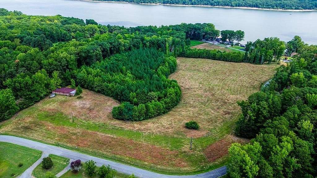 14.5 Acres of Land for Sale in Buffalo Junction, Virginia