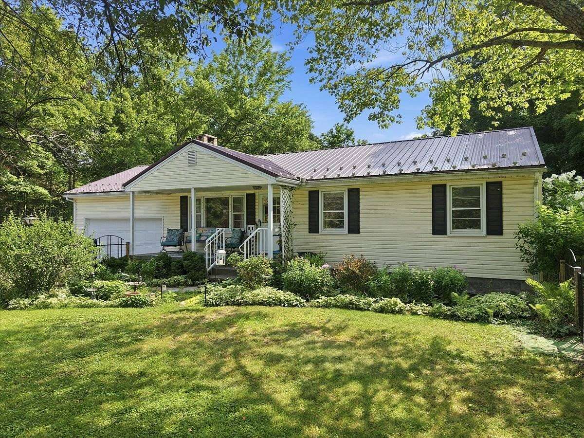 2.17 Acres of Land with Home for Auction in Stroudsburg, Pennsylvania