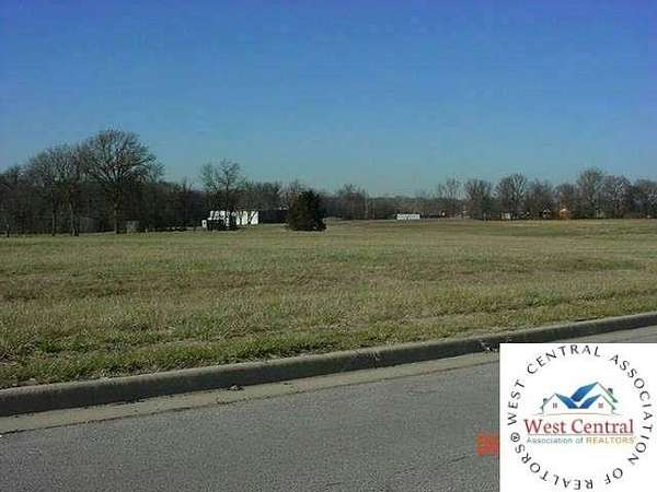 1.13 Acres of Mixed-Use Land for Sale in Clinton, Missouri